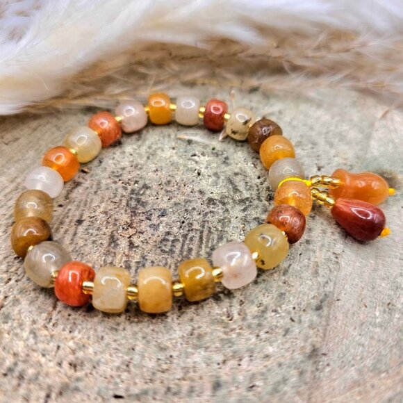 Nature Agates With Charms Bracelets - Picture 7 of 10